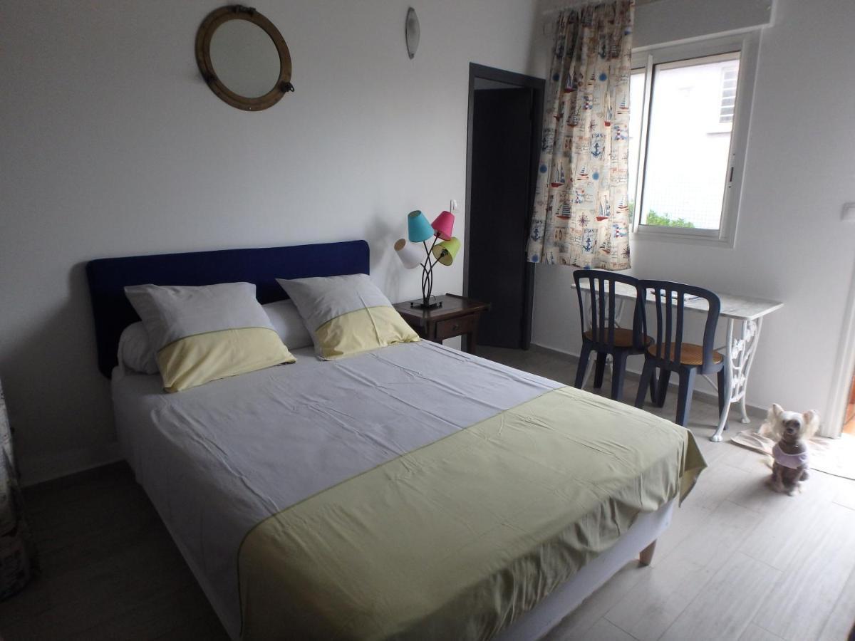 Bed and Breakfast La Marine Le Moule Exterior foto